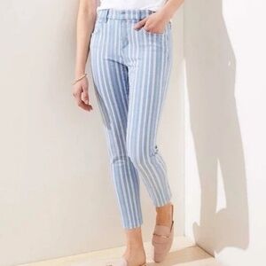LOFT Women's Blue/White Striped Modern Skinny Crop Pants, size petite 31/12